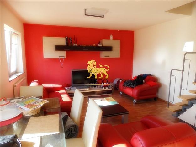 Apartament cu 3 camere decomandate la mansarda in Sibiu - Pret | Preturi Apartament cu 3 camere decomandate la mansarda in Sibiu