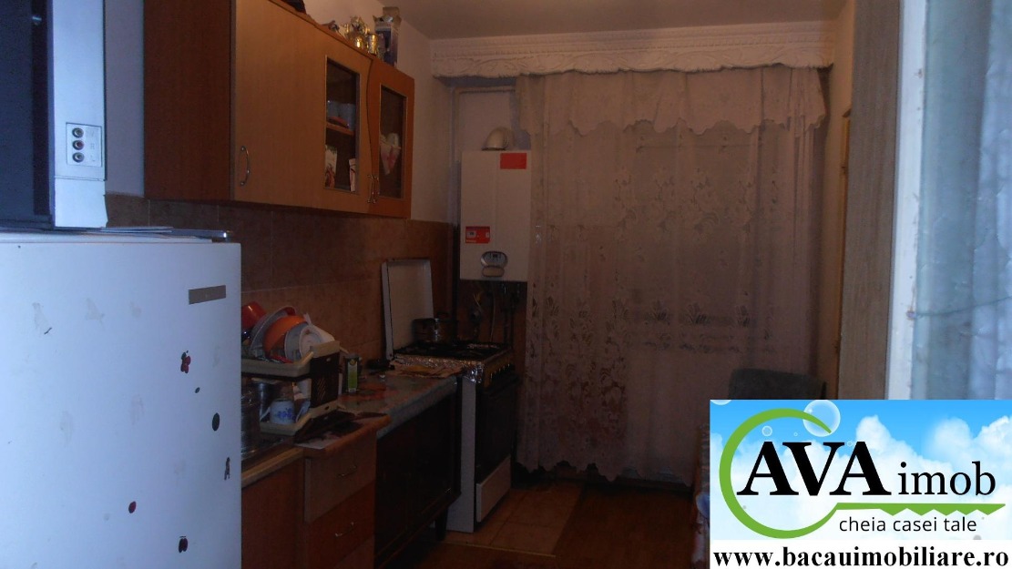 Bacau, vand urgent apartament cu 3 camere decomandat, in Nord - Pret | Preturi Bacau, vand urgent apartament cu 3 camere decomandat, in Nord