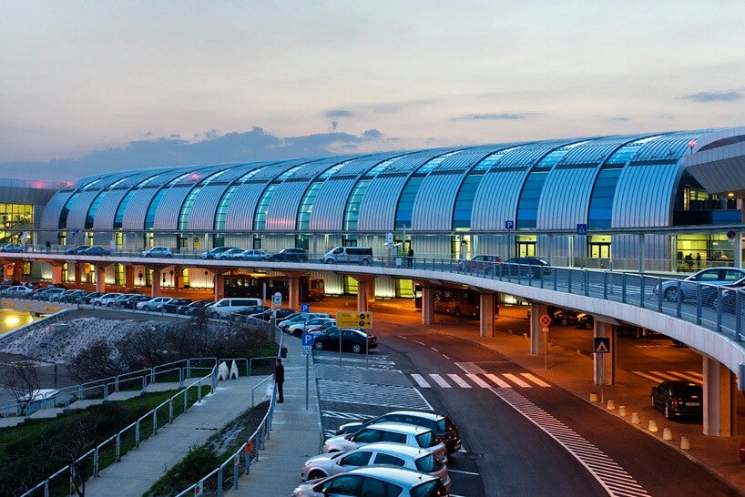 Transferuri auto Timisoara aeroport Budapesta - Pret | Preturi Transferuri auto Timisoara aeroport Budapesta