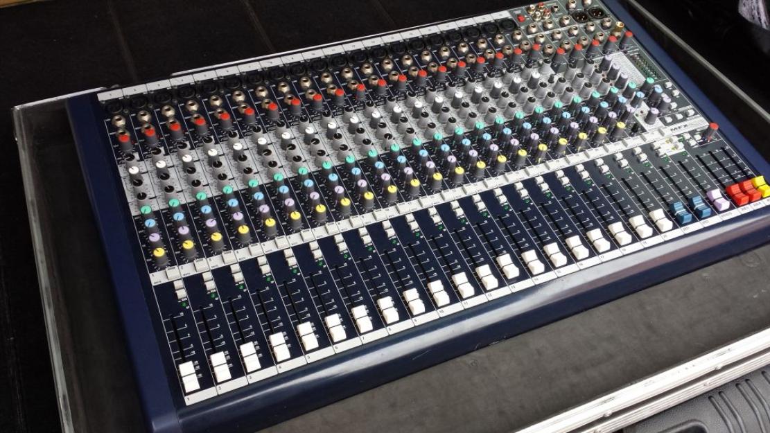 Mixer Soundcraft MFXi 20 - Pret | Preturi Mixer Soundcraft MFXi 20