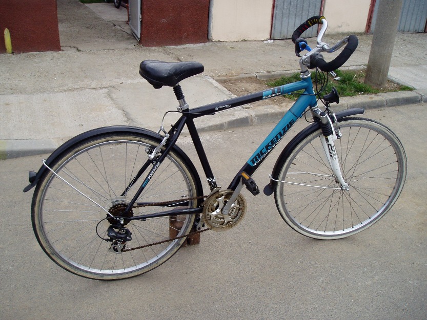 Bicicleta Mckenzie cu roti de 28