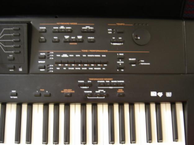 vind sau schimb orga roland g1000 - Pret | Preturi vind sau schimb orga roland g1000