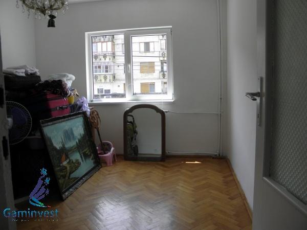 De vanzare apartament 4 camere Oradea,zona iosia - Pret | Preturi De vanzare apartament 4 camere Oradea,zona iosia