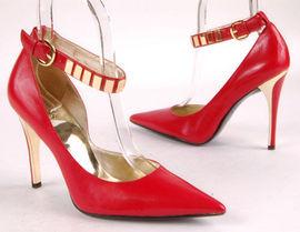 Pantofi GUESS Confide Heels Pumps Red - Pret | Preturi Pantofi GUESS Confide Heels Pumps Red