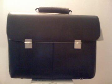 Geanta Notebook 16 inch Executive Leather Attache Black 460-11736, DL-272075503 - Pret | Preturi Geanta Notebook 16 inch Executive Leather Attache Black 460-11736, DL-272075503
