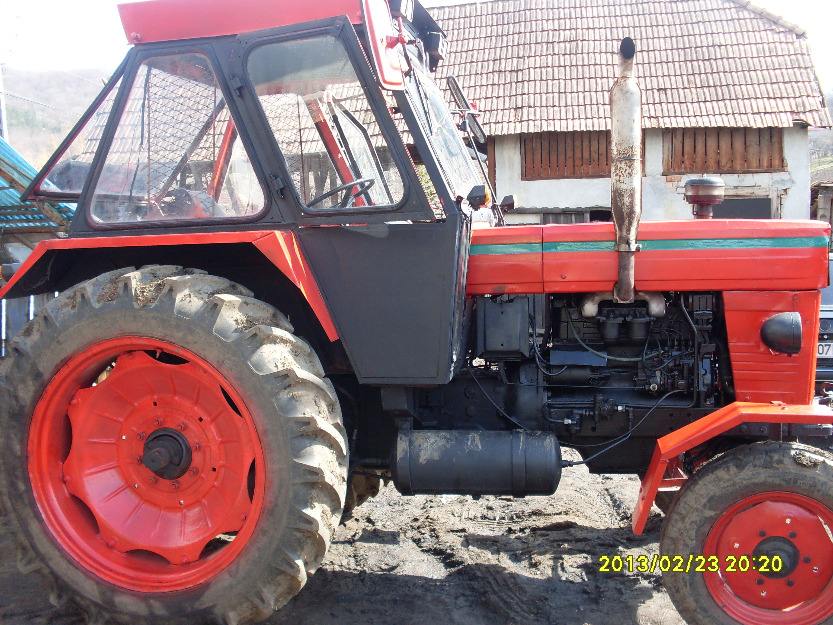 vand tractor u 650 stare f buna - Pret | Preturi vand tractor u 650 stare f buna