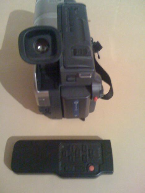 Vand Camera Video Sony CCD cu telecomanda 0723406355 - Pret | Preturi Vand Camera Video Sony CCD cu telecomanda 0723406355