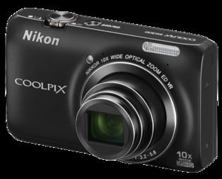 COOLPIX S6300 Negru + Card 4GB + Geanta - Pret | Preturi COOLPIX S6300 Negru + Card 4GB + Geanta