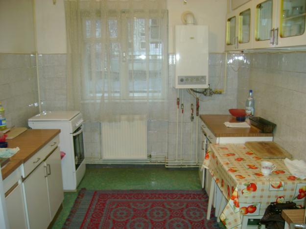 Campina, apartament 4 camere - Pret | Preturi Campina, apartament 4 camere