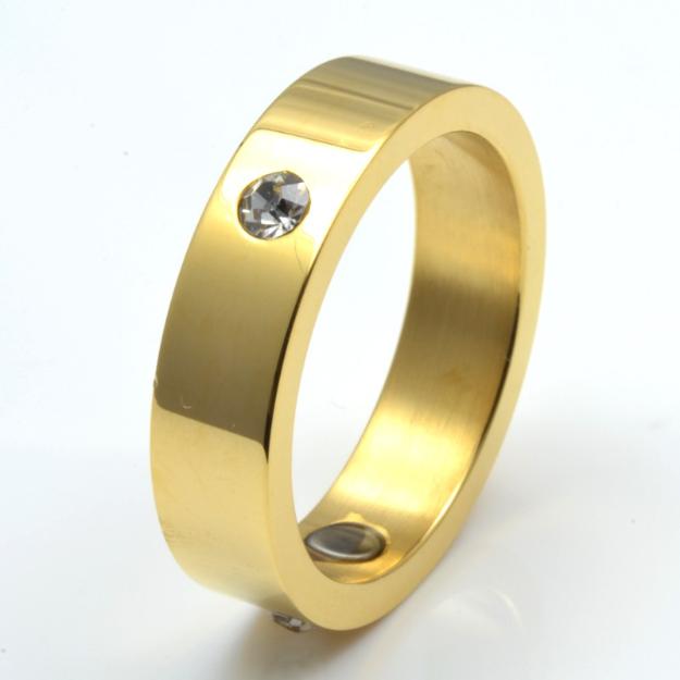 Inel magnetic cu zirconiu placat cu aur cod VOX 51 - Pret | Preturi Inel magnetic cu zirconiu placat cu aur cod VOX 51