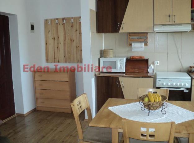 Vanzare apart 2 cam Manastur zona Polus - Pret | Preturi Vanzare apart 2 cam Manastur zona Polus