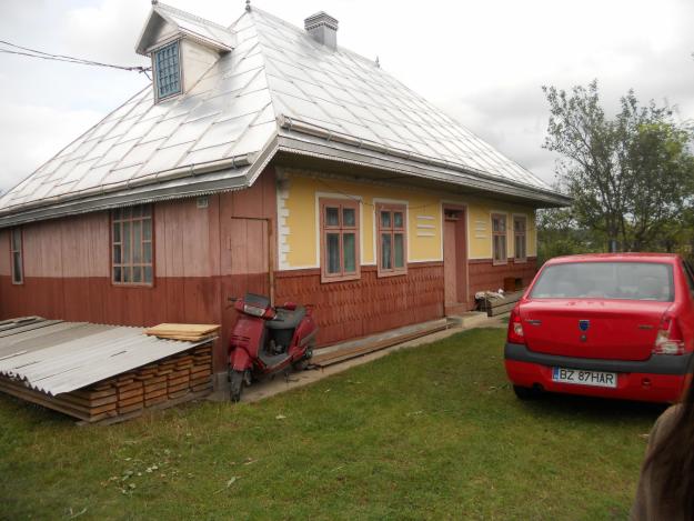 Vand casa plus teren, suprafata totala 15000mp, judetul Suceava - Pret | Preturi Vand casa plus teren, suprafata totala 15000mp, judetul Suceava