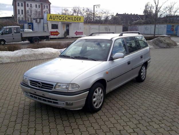 Opel Astra Caravan 1998 - Pret | Preturi Opel Astra Caravan 1998