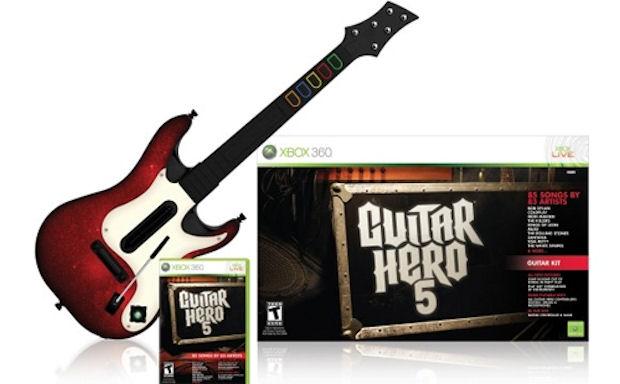 vand guitar hero bundle - chitara + dvd - xbox 360 - Pret | Preturi vand guitar hero bundle - chitara + dvd - xbox 360