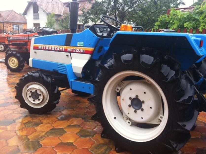 tractoras,tractor japonez,4x4 mitsubishi model nou - Pret | Preturi tractoras,tractor japonez,4x4 mitsubishi model nou