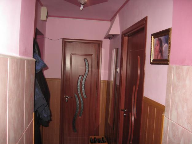 Vand apartament 2 camere - Pret | Preturi Vand apartament 2 camere