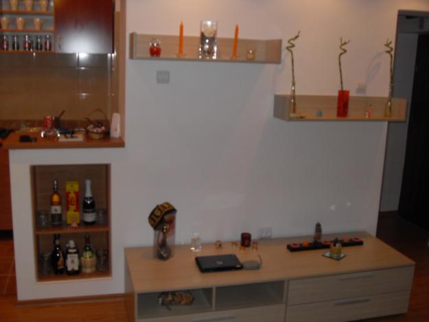 VAND APARTAMENT URGENT - Pret | Preturi VAND APARTAMENT URGENT