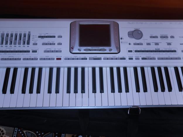 VAND KORG PA2x PRO 2000 Euro - Pret | Preturi VAND KORG PA2x PRO 2000 Euro