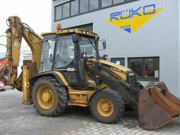 Vand Buldoexcavator Caterpillar 438C - Pret | Preturi Vand Buldoexcavator Caterpillar 438C