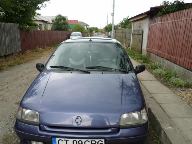 VAND RENAUL CLIO 1995 - Pret | Preturi VAND RENAUL CLIO 1995