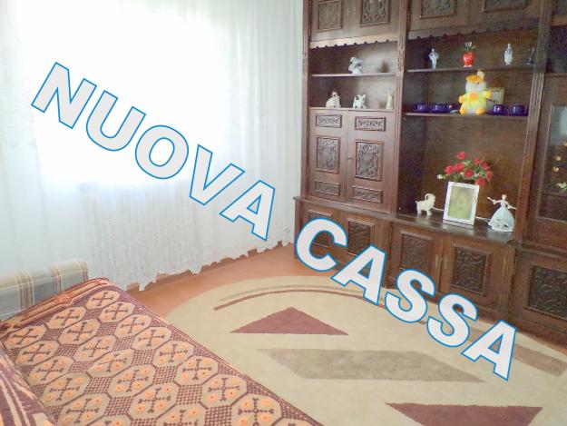 VAND APARTAMENT 3 CAMERE DECOMANDAT - Pret | Preturi VAND APARTAMENT 3 CAMERE DECOMANDAT