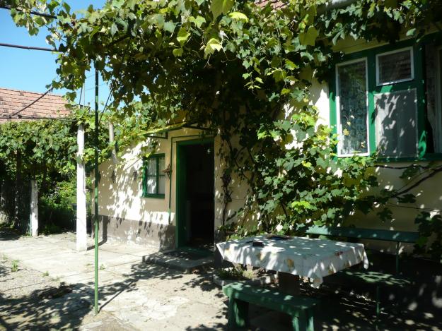 Vând casă în Albeşti - Pret | Preturi Vând casă în Albeşti