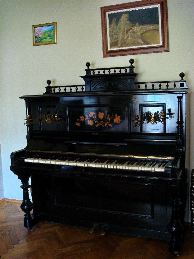 Pianina Julius Feurich Hof-Pianoforte-Fabrik LEIPZIG. Stare excelenta - Pret | Preturi Pianina Julius Feurich Hof-Pianoforte-Fabrik LEIPZIG. Stare excelenta