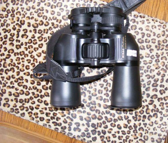Vand binoclu Nikon 10-22x50 CF ! - Pret | Preturi Vand binoclu Nikon 10-22x50 CF !