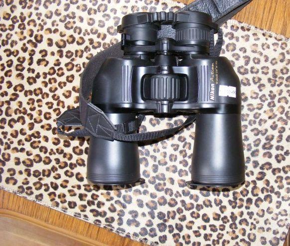 Vand binoclu Nikon 10-22x50 CF ! - Pret | Preturi Vand binoclu Nikon 10-22x50 CF !