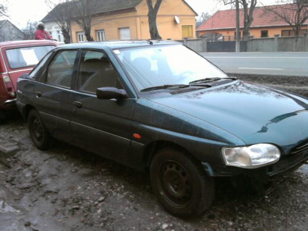 vand ford escort pentru piese de schimb - Pret | Preturi vand ford escort pentru piese de schimb