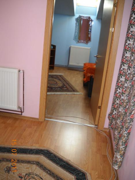 PF inchiriez apartament mobilat la mansarda - Pret | Preturi PF inchiriez apartament mobilat la mansarda