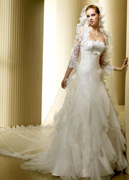 Vand rochie de mireasa La Sposa - Pret | Preturi Vand rochie de mireasa La Sposa