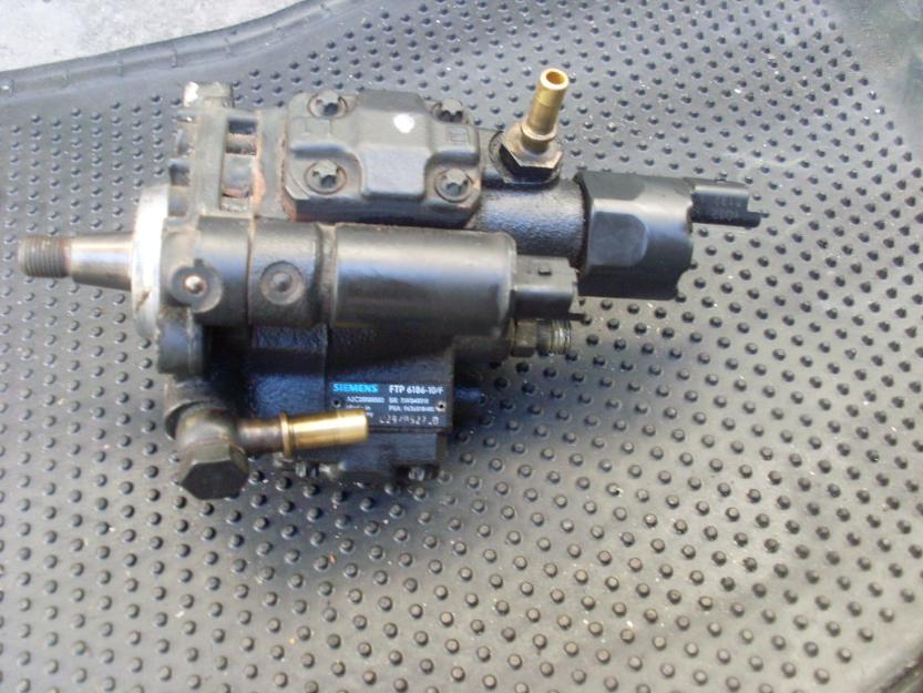 pompa inalta presiune SIEMENS peugeot,citroen 2000 HDI 99-02 5ws40018 - Pret | Preturi pompa inalta presiune SIEMENS peugeot,citroen 2000 HDI 99-02 5ws40018