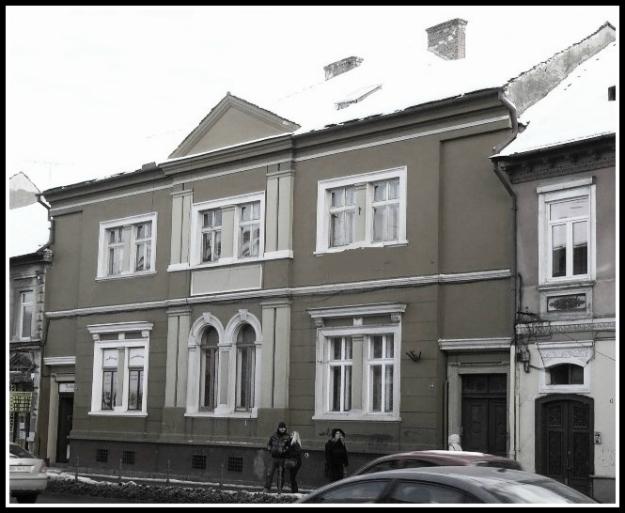 Brasov, zona Teatrului Dramatic, vand apartament in casa, 90 mp utili, 2 camere decomanda - Pret | Preturi Brasov, zona Teatrului Dramatic, vand apartament in casa, 90 mp utili, 2 camere decomanda