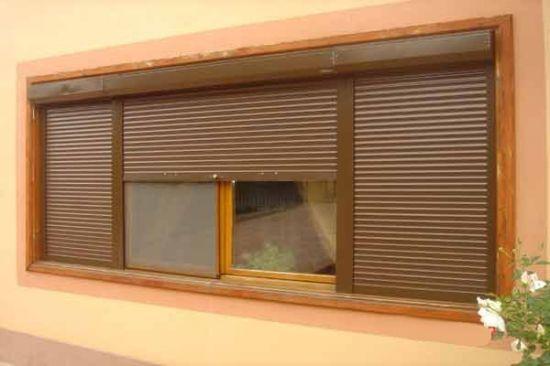 RULOURI EXTERIOARE - TAMPLARIE PVC SI ALUMINIU - Pret | Preturi RULOURI EXTERIOARE - TAMPLARIE PVC SI ALUMINIU