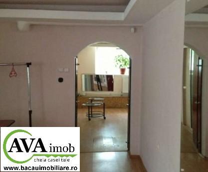 Vand apartament cu 2 camere decomandat in zona Centrala - Pret | Preturi Vand apartament cu 2 camere decomandat in zona Centrala