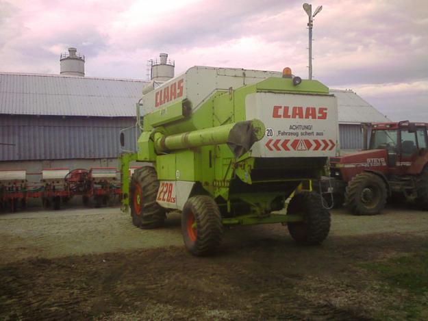 vind doua combine claas 96 si comandor 228 - Pret | Preturi vind doua combine claas 96 si comandor 228