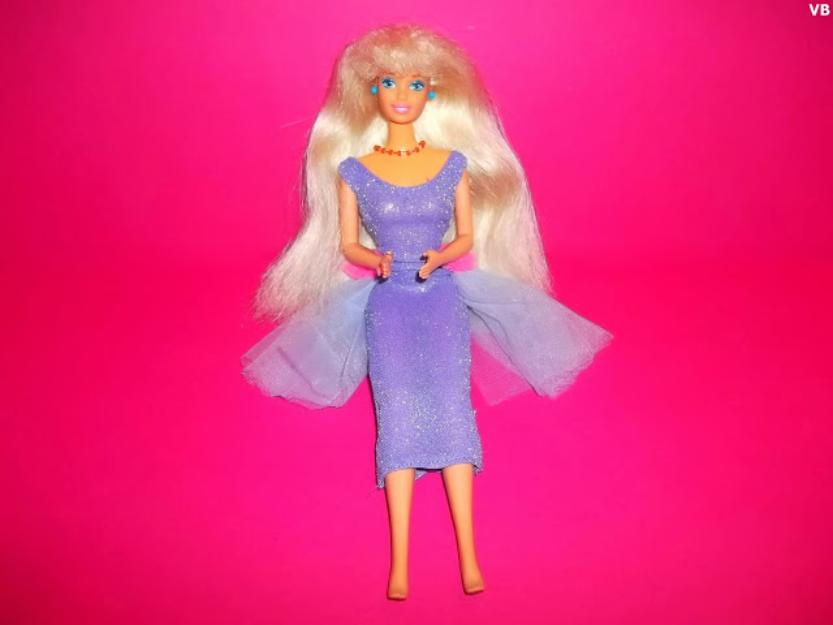 jucarii papusa barbie de la mattel cap 1976 si corp 1966 made filipine - Pret | Preturi jucarii papusa barbie de la mattel cap 1976 si corp 1966 made filipine