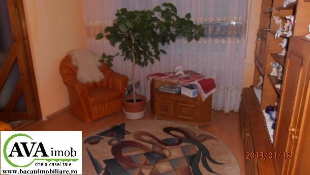 Vand apartament cu 2 camere in zona Republicii, stradal, zona buna, la etajul 3 - Pret | Preturi Vand apartament cu 2 camere in zona Republicii, stradal, zona buna, la etajul 3