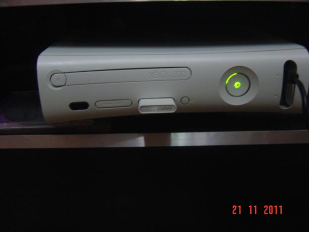 Vand consola xbox 360 arcade cu modare jtag - Pret | Preturi Vand consola xbox 360 arcade cu modare jtag