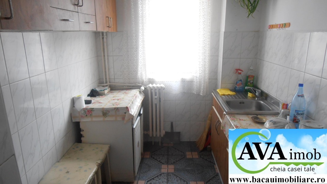 Vand apartament cu 2 camere semidecomandat in zona Tic Tac - Pret | Preturi Vand apartament cu 2 camere semidecomandat in zona Tic Tac