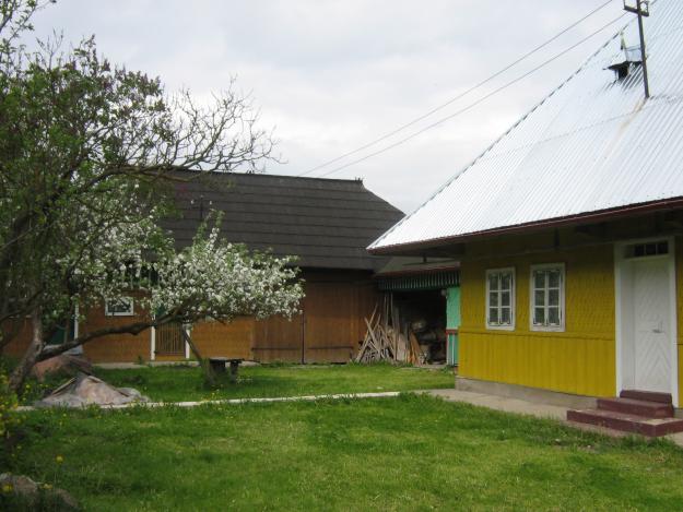 vand casa de locuit cu anexe si 40 ari de teren - Pret | Preturi vand casa de locuit cu anexe si 40 ari de teren