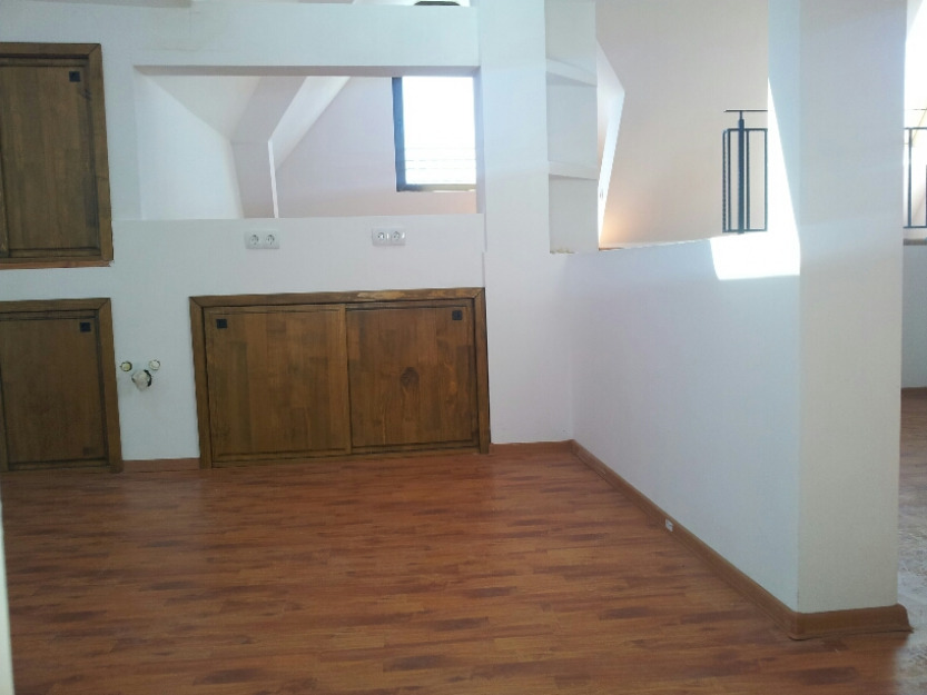 Apartament la casa pe strada Republicii - Pret | Preturi Apartament la casa pe strada Republicii