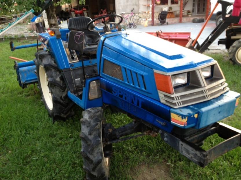 tractoras ,tractor japonez iseki 20,, 4x4 - Pret | Preturi tractoras ,tractor japonez iseki 20,, 4x4