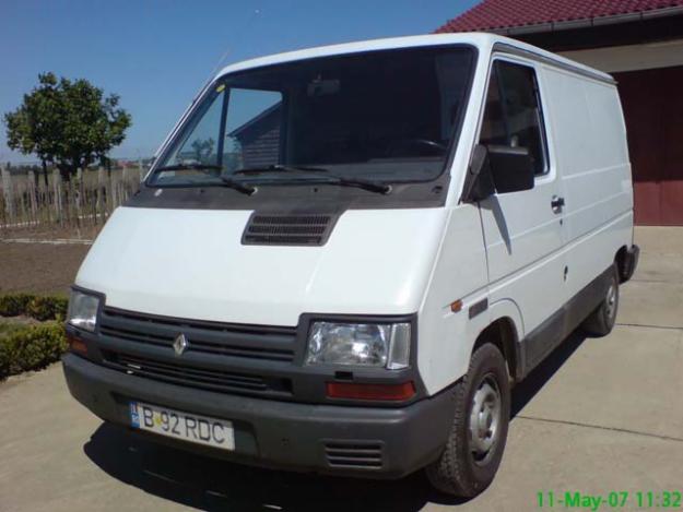 Vand Renault Trafic Diesel - Pret | Preturi Vand Renault Trafic Diesel