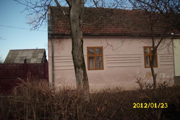 Casa si teren foarte mare 1439mp - Pret | Preturi Casa si teren foarte mare 1439mp