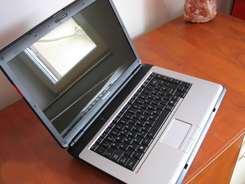 Toshiba L300 - Pret | Preturi Toshiba L300