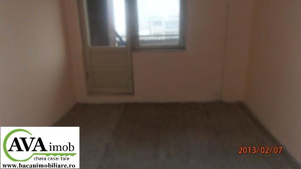 Vand la pret de criza apartament cu 3 camere decomandate, in zona Garii - Pret | Preturi Vand la pret de criza apartament cu 3 camere decomandate, in zona Garii