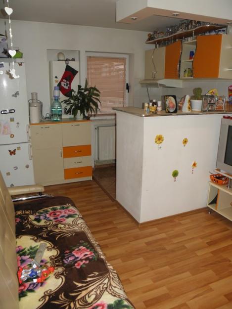 onesti, vand apartament 2 camere zona de jos blocurile noi - Pret | Preturi onesti, vand apartament 2 camere zona de jos blocurile noi