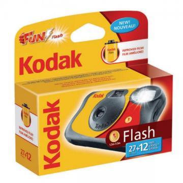Camera foto cu film FUN Flash, 27 +12 pozitii, flash, unica folosire, Kodak, 3920949 - Pret | Preturi Camera foto cu film FUN Flash, 27 +12 pozitii, flash, unica folosire, Kodak, 3920949